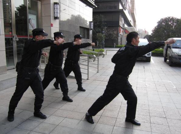 襄陽戎安保安公司給您介紹下保安人員的上崗證辦理流程！